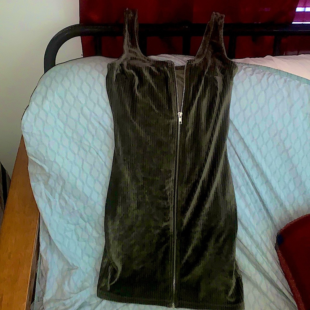 Greed zip up velvet dress